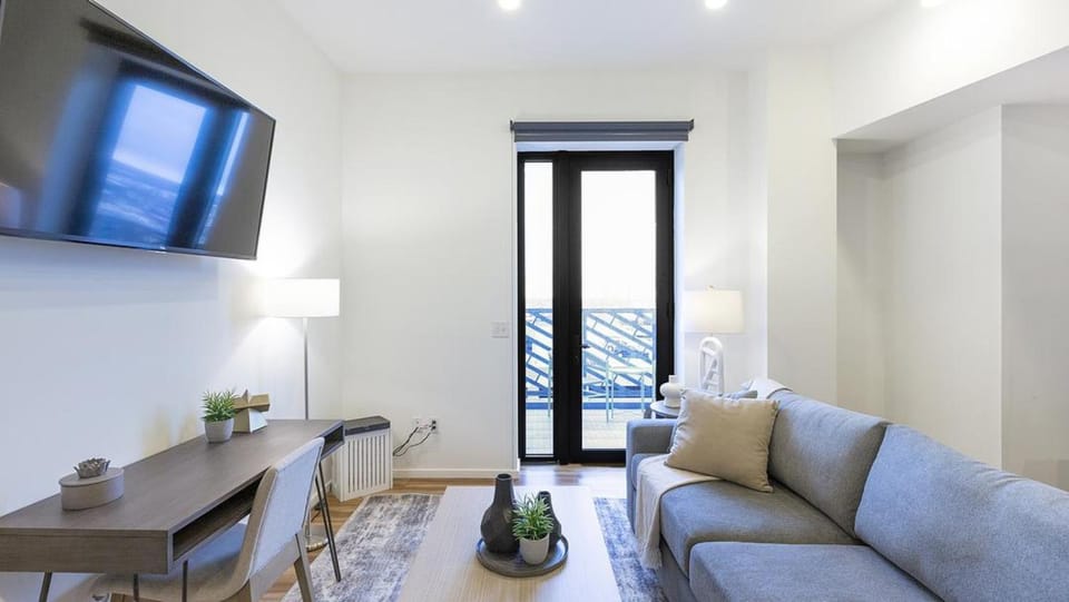 Landing - Modern Apartment with Amazing Amenities (ID8398X30) Apartment in Omaha
