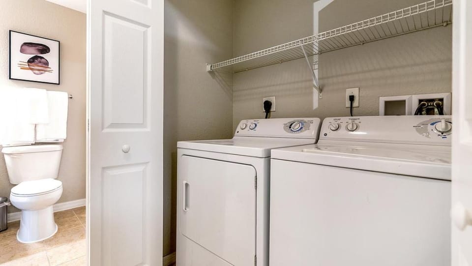 Landing - Modern Apartment with Amazing Amenities (ID2089X70) Apartment in Plantation
