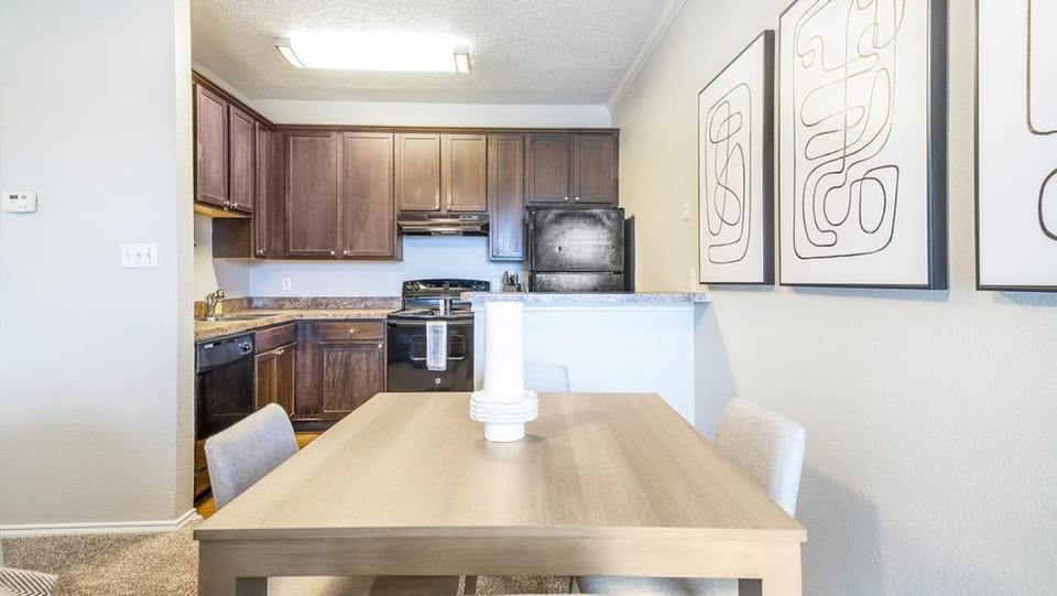 Landing - Modern Apartment with Amazing Amenities (ID8661X82) Apartment in Georgetown