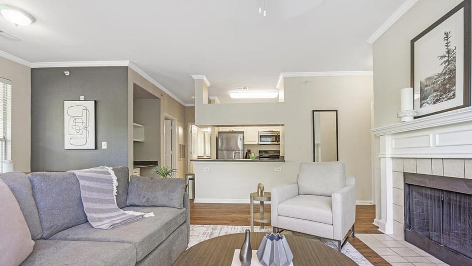 Landing - Modern Apartment with Amazing Amenities (ID9935X92) Apartment in Raleigh