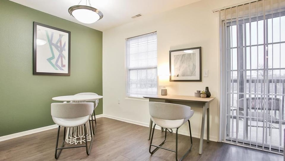 Landing - Modern Apartment with Amazing Amenities (ID8475X16) Apartment in Fort Wayne