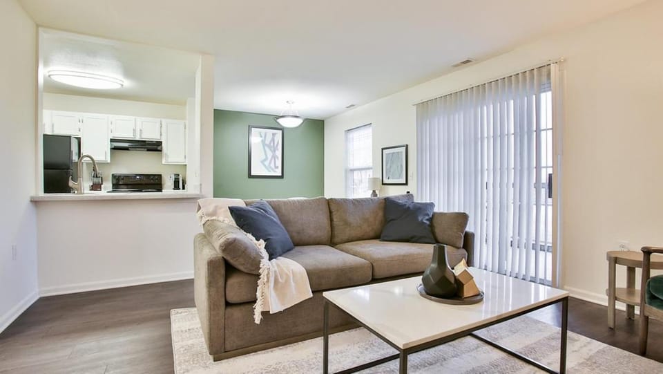 Landing - Modern Apartment with Amazing Amenities (ID8475X16) Apartment in Fort Wayne