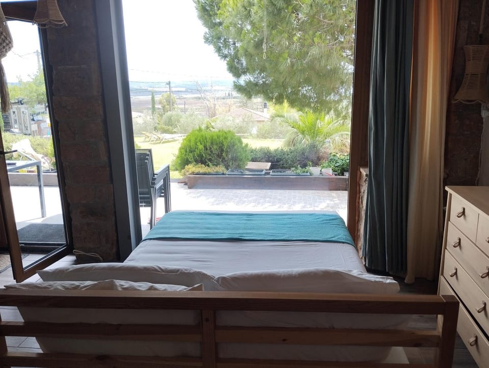 Bed, View (from property/room)