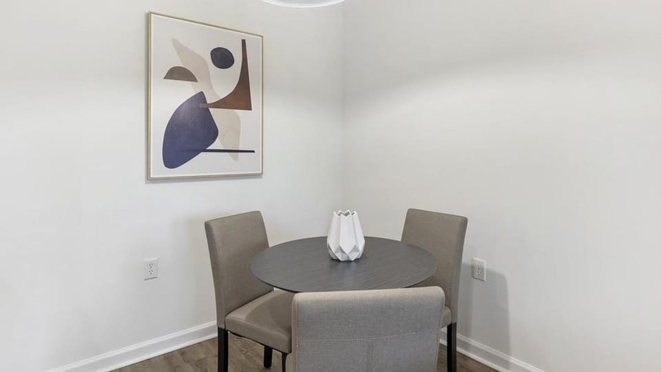 Landing - Modern Apartment with Amazing Amenities (ID1388X013) Apartment in Chesapeake