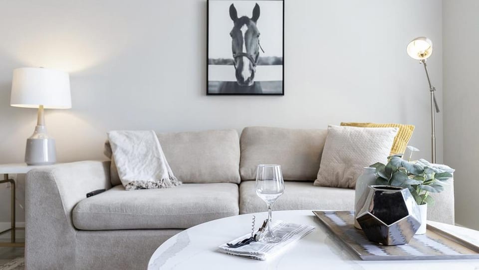 Landing - Modern Apartment with Amazing Amenities (ID6694) Apartment in Millcreek