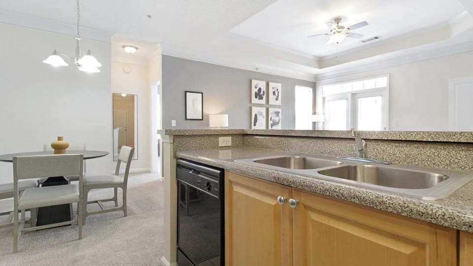 Landing - Modern Apartment with Amazing Amenities (ID9155X51) Apartment in Georgia