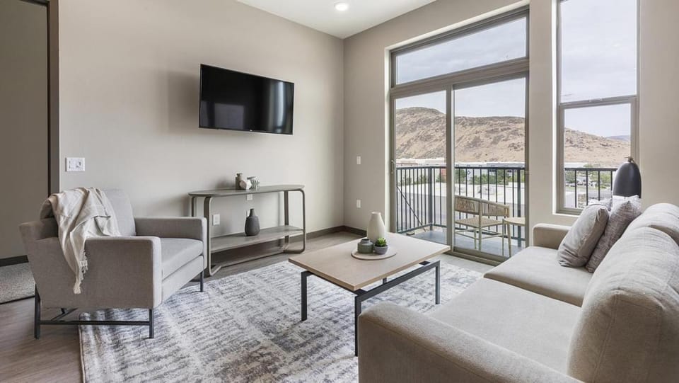 Landing - Modern Apartment with Amazing Amenities (ID9688X43) Apartment in Reno