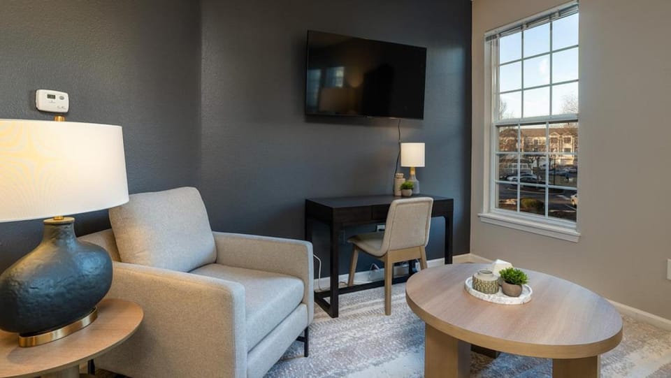 Landing - Modern Apartment with Amazing Amenities (ID8397X98) Apartment in Carmel