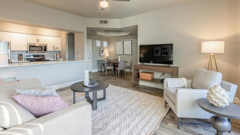 Landing - Modern Apartment with Amazing Amenities (ID8503X80) Apartment in Phoenix