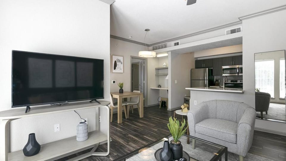 Landing - Modern Apartment with Amazing Amenities (ID1003X719) Apartment in Cedar Park