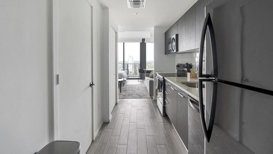 Landing - Modern Apartment with Amazing Amenities (ID1373X830) Apartment in Fort Lauderdale