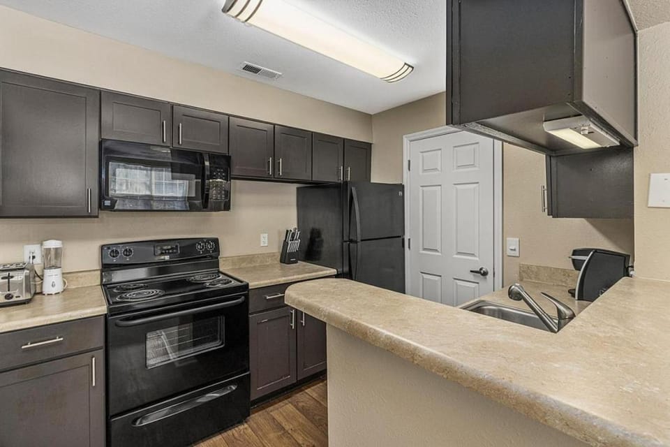 Landing - Modern Apartment with Amazing Amenities (ID8457) Apartment in Missouri