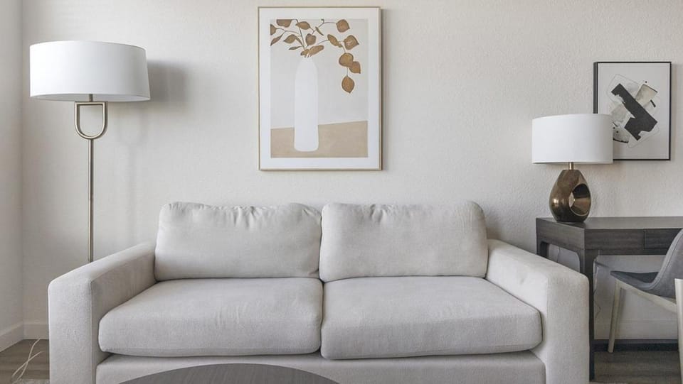 Landing - Modern Apartment with Amazing Amenities (ID1283X577) Apartment in St Petersburg