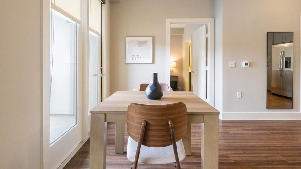 Landing - Modern Apartment with Amazing Amenities (ID3286X67) Apartment in Addison