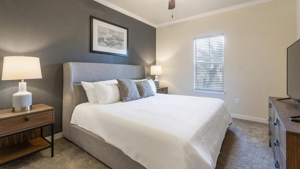 Landing - Modern Apartment with Amazing Amenities (ID9748X90) Apartment in Jacksonville