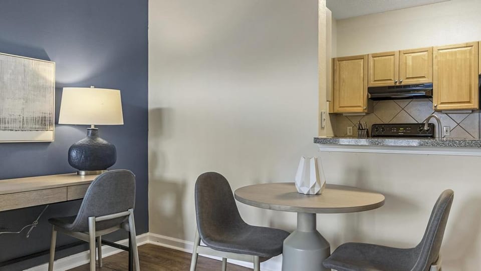 Landing - Modern Apartment with Amazing Amenities (ID4701X19) Apartment in Georgia