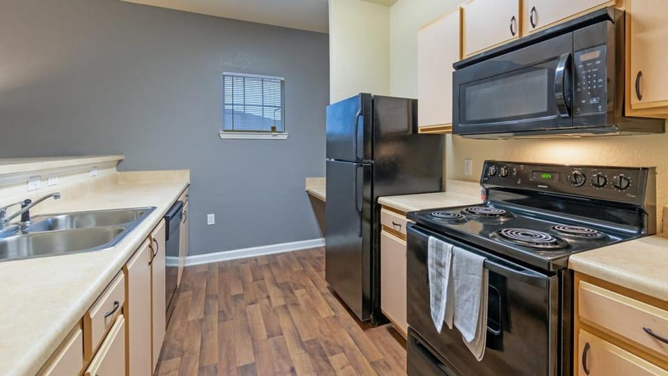 Landing - Modern Apartment with Amazing Amenities (ID4335X16) Apartment in Jacksonville