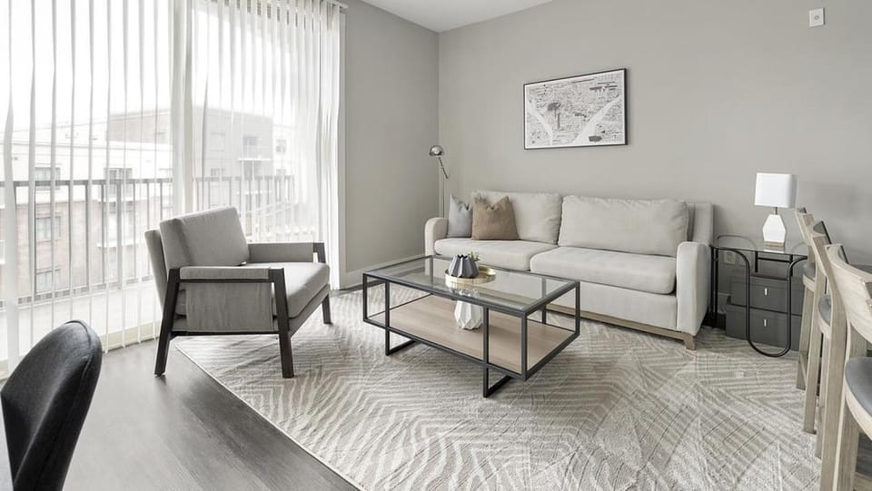 Landing - Modern Apartment with Amazing Amenities (ID1284X157) Apartment in Charlotte