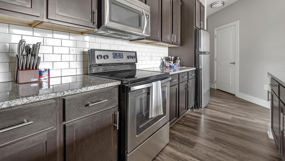 Landing - Modern Apartment with Amazing Amenities (ID1284X157) Apartment in Charlotte
