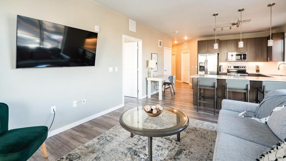 Landing - Modern Apartment with Amazing Amenities (ID1298) Apartment in Commerce City