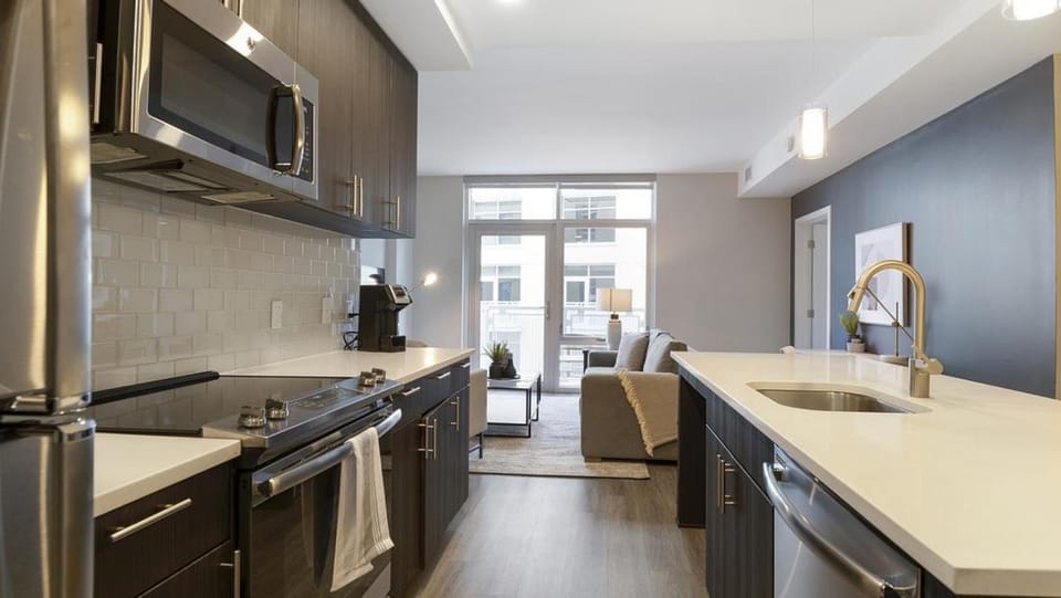 Landing - Modern Apartment with Amazing Amenities (ID8555X85) Apartment in Tysons