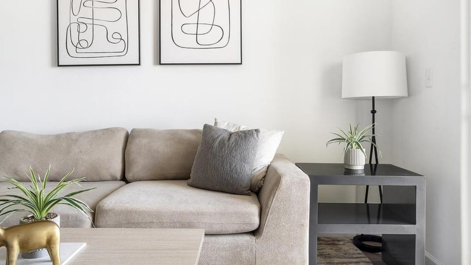 Landing - Modern Apartment with Amazing Amenities (ID5327X00) Apartment in Windemere