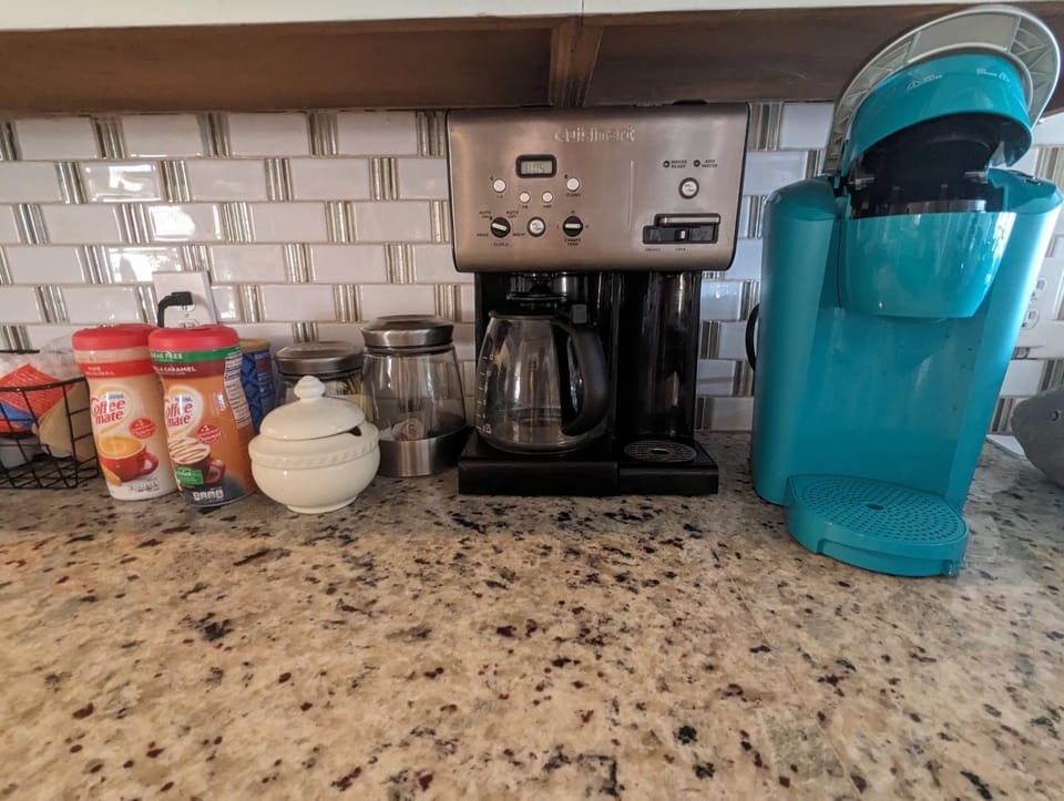 Coffee/tea facilities