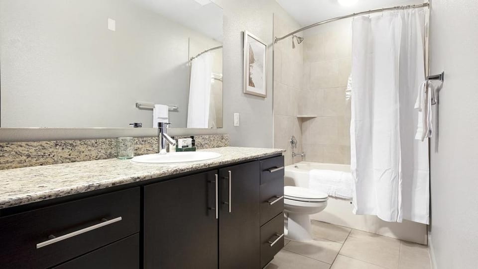 Landing - Modern Apartment with Amazing Amenities (ID8710X77) Apartment in The Woodlands