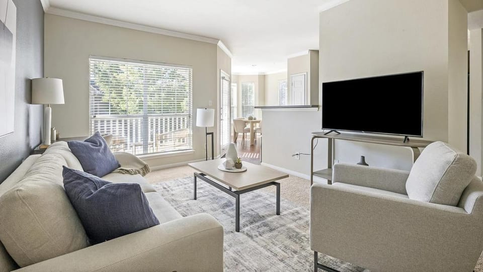 Landing - Modern Apartment with Amazing Amenities (ID1212X386) Apartment in The Woodlands