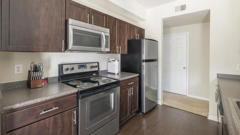 Landing - Modern Apartment with Amazing Amenities (ID1212X386) Apartment in The Woodlands