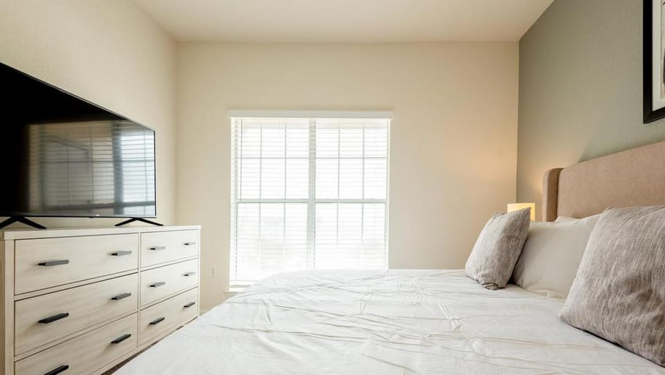 Landing - Modern Apartment with Amazing Amenities (ID4901X64) Apartment in Cedar Park