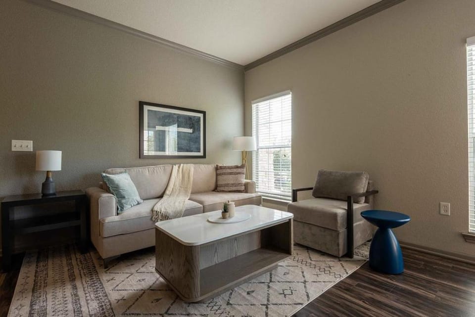 Landing - Modern Apartment with Amazing Amenities (ID3301X20) Apartment in Cedar Park