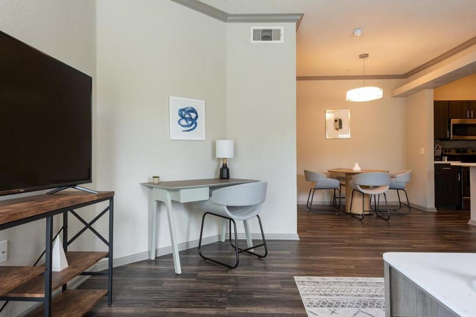 Landing - Modern Apartment with Amazing Amenities (ID3301X20) Apartment in Cedar Park
