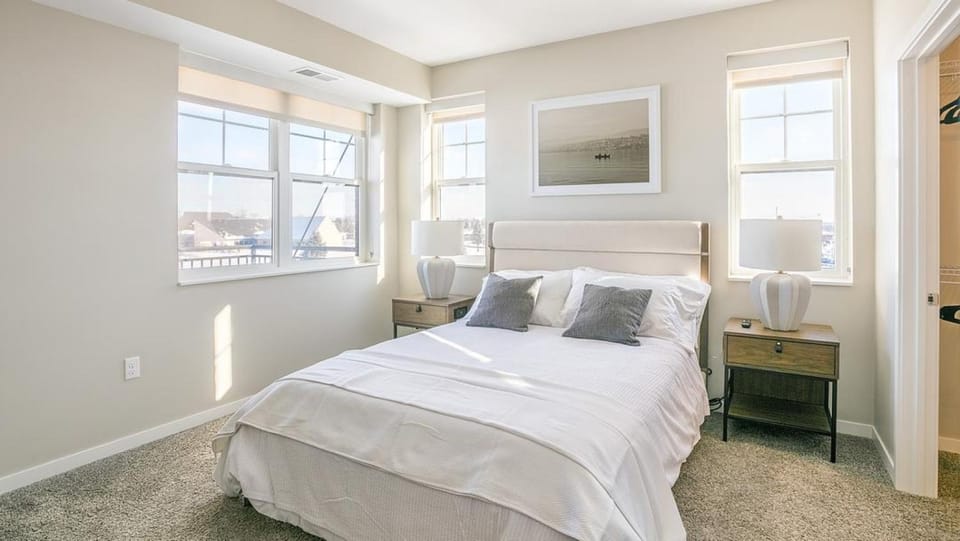 Landing - Modern Apartment with Amazing Amenities (ID7378X68) Apartment in Woodbury