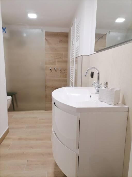 MOLO 7 - ANTESITUM - classic, modern and cozy House in Province of Lecco