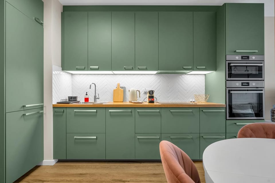 Coffee/tea facilities, Kitchen or kitchenette, Dining area, minibar, pet friendly, stove