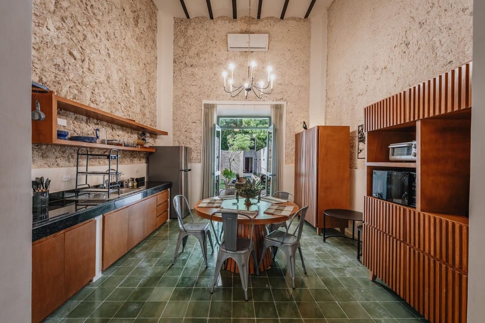 Casa de la Ermita House in Merida