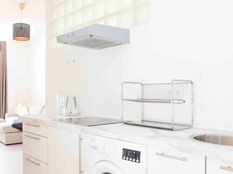 Stylish 2 Bedroom Apartment Next to LaMerced Plaza Apartment in Malaga