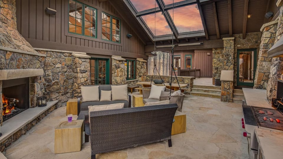 BBQ facilities, Seating area, fireplace, furniture