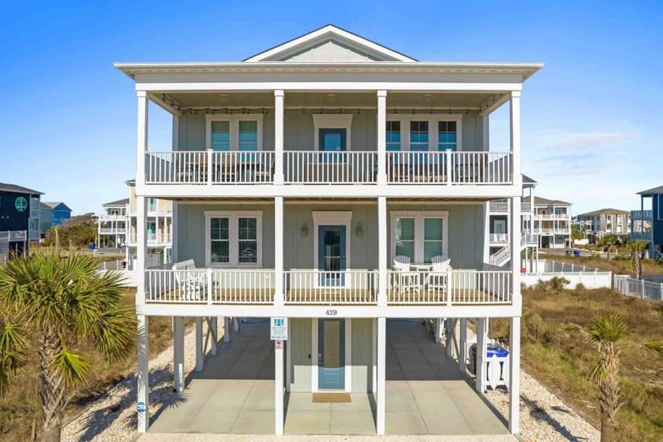 Beers and Sunshine Ocean Isle Beach, Heated pool, elevator, across from beach access House in Ocean Isle Beach