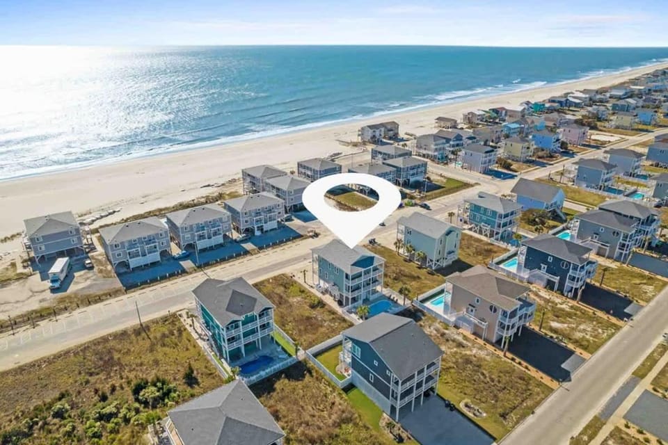 Beers and Sunshine Ocean Isle Beach, Heated pool, elevator, across from beach access House in Ocean Isle Beach