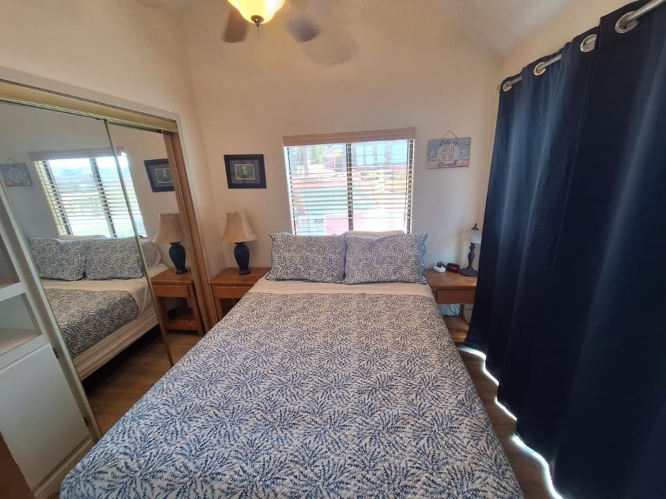Oceanfront Cabin 3 w Jacuzzi Pet Friendly Cabin in California