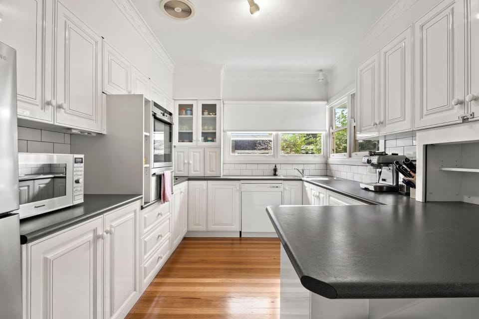 Price Central Torquay 32 House in Torquay