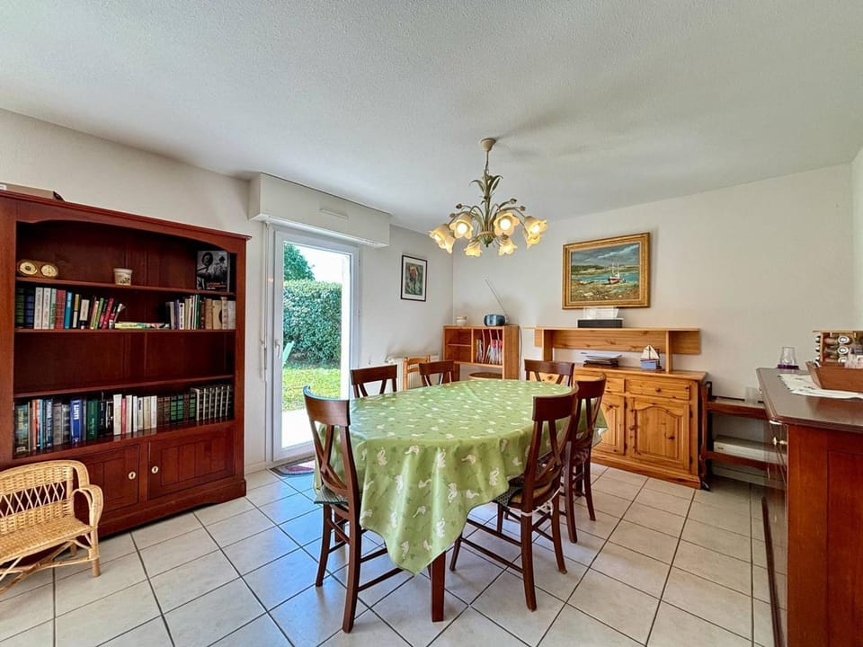 Carnac : Maison 5 pièces avec jardin, 7 pers, WiFi, animaux admis House in Carnac