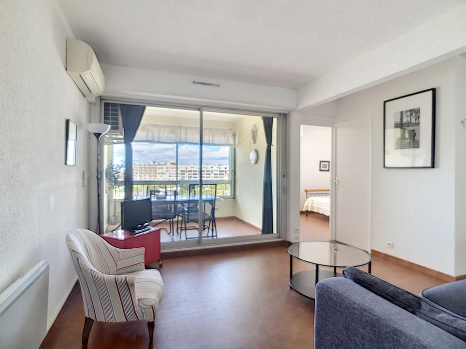 Appartement F3 - 6 Couchages - Proche Plage et Port - Climatisé - FR-1-715-93 Apartment in Mauguio