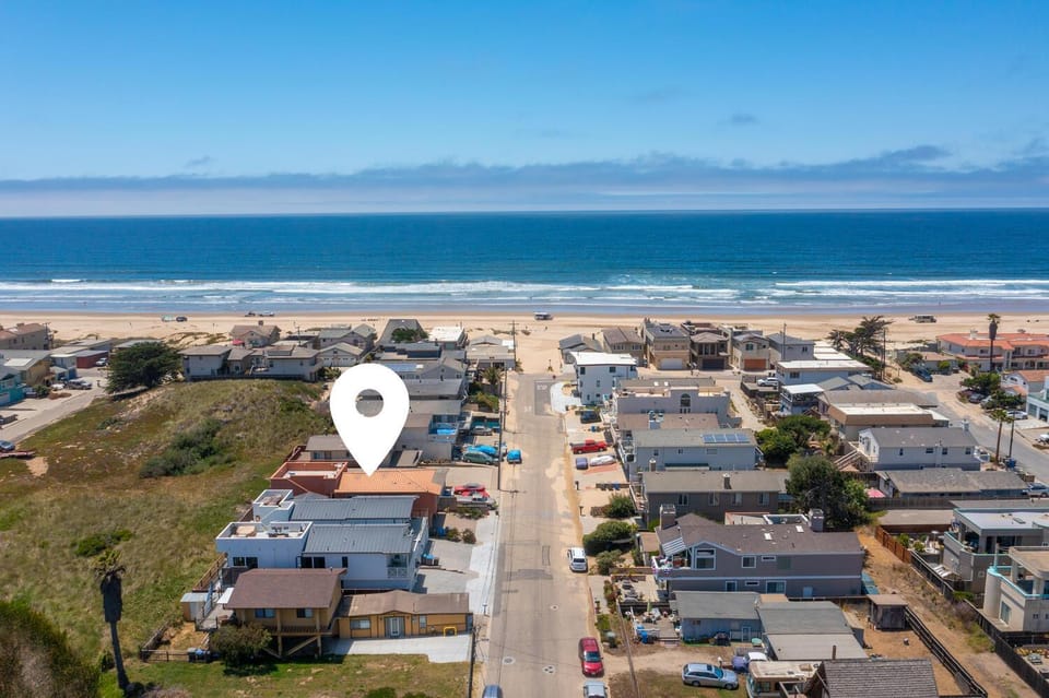 Bird's eye view, Beach, Sea view, Street view