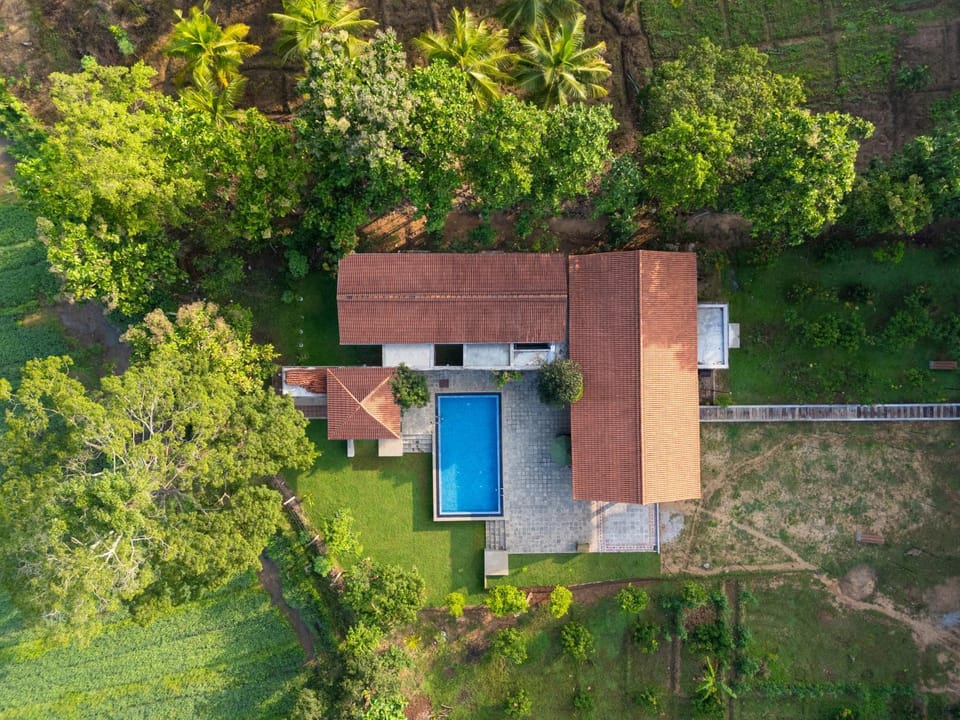 Property building, Day, Natural landscape, Bird's eye view, Swimming pool