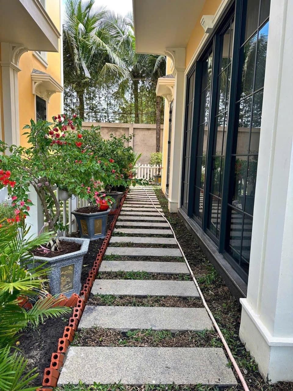 Garden, Garden