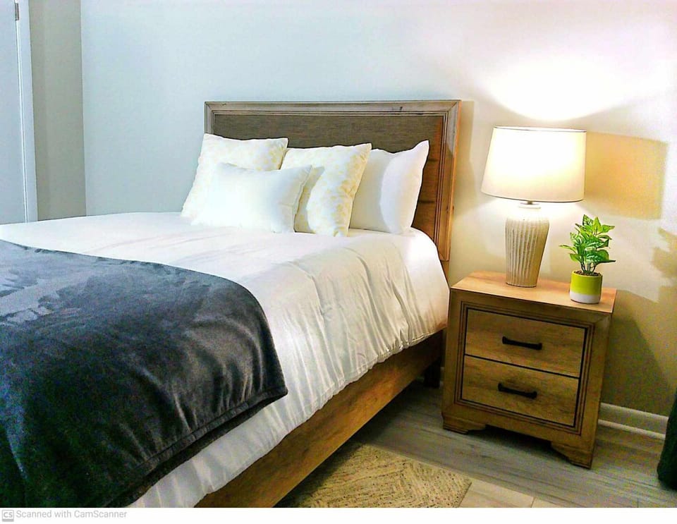 Bed, Bedroom