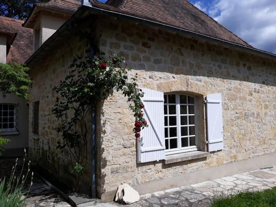 Grande maison quercynoise avec piscine House in Figeac